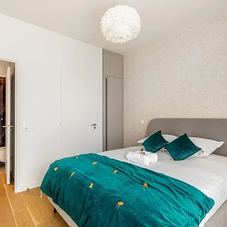 Guestready - Duplex With An Amazing Rooftop * Paris